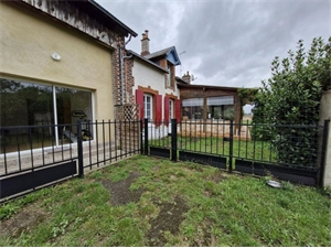 propriete à la vente -   41100  VENDOME, surface 157 m2 vente propriete - UBI480735737